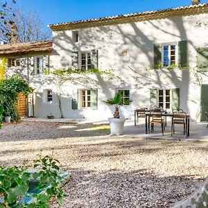 Montjoia LʼIsle-sur-la-Sorgue